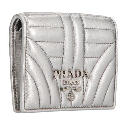 2019新作 PRADA プラダスーパーコピー☆Nappa レザーコンパクト財布 1MV204 2BOX