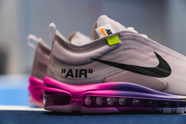 早くも大人気!【ナイキ×OFF-WHITE】スーパーコピー 限定 人気 Air Max 97 Serene "Queen"