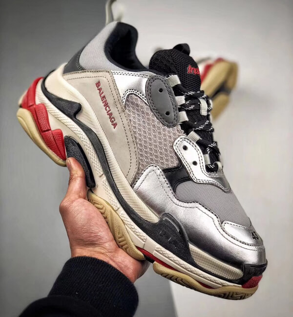 バレンシアガ Triple S Trainer “シルバー” 520156W09O3