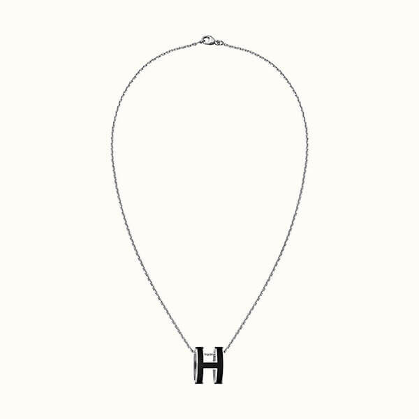 エルメス 憧れの一品を手に入れてお洒落感UP！Pop H pendant BLACK