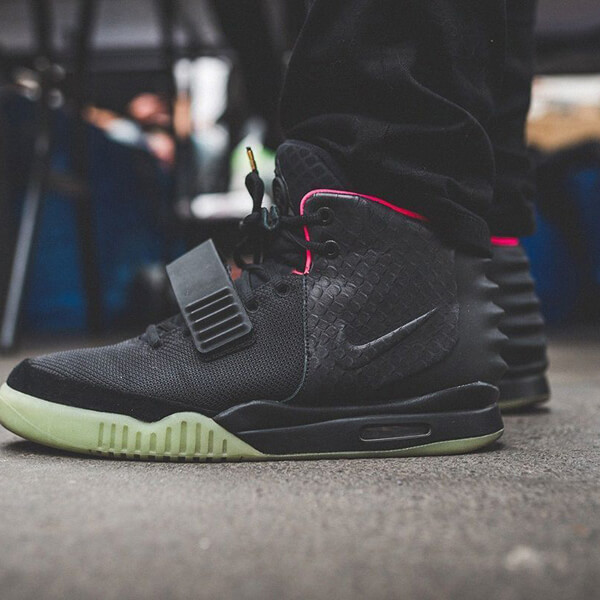 ナイキ Air Yeezy 2 Solar Red ナイキ エアイージー2 ソーラー 508214-006