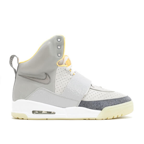 【ナイキ】入手困難!!激レア!! AIR YEEZY Zen Kanye West コラボ