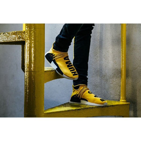 nmd 偽物☆超限定☆アディダスPW HUMAN RACE NMD 