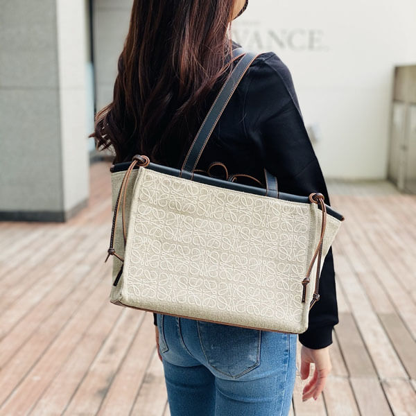 【国内即発】ロエベ★CUSHION TOTE A612A93X05