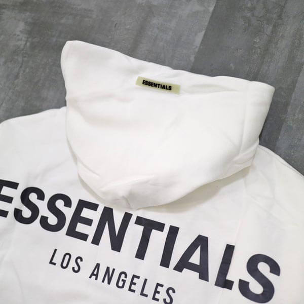 限定！エッセンシャルズ ロサンゼルス 偽物 LAFear of God Essentials Pullover Hoodie リフレクターロゴ