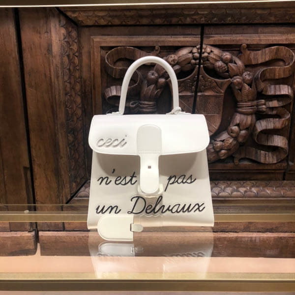 【DELVAUX】新色!!"Ceci n’est pas un DELVAUX"ハンドバッグコピーAA0480B