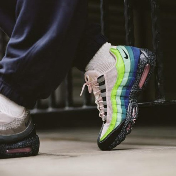 完売人気 size? X Nike Air Max 95 Air Max Day (2020) 20 for 20 CW5378001